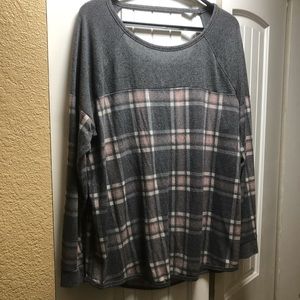 Maurices gray shirt with pink/white plaid pattern.